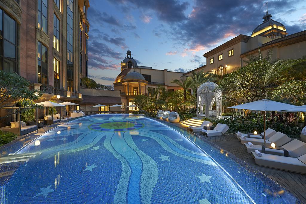 Top 10 best luxury 5 star hotels in Taipei
