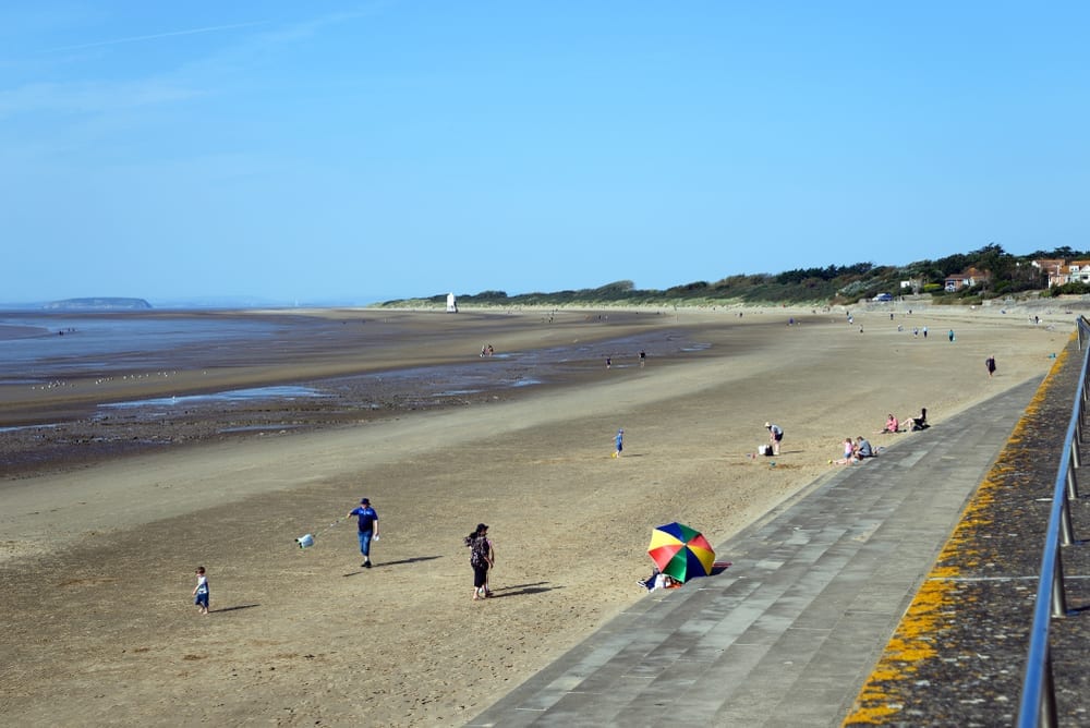 Tourists relaxing on the beach views along the coastline, Burnham-On-Sea