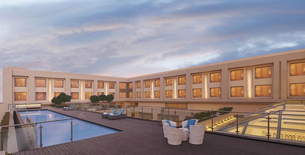DoubleTree by Hilton Agra - top 10 best luxury 5 star hotels in Agra