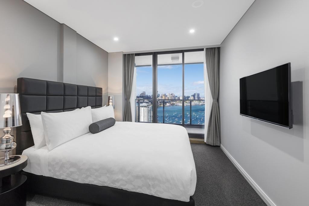 Meriton Suites North Sydney - top 10 best luxury 5 star hotels in Sydney Australia