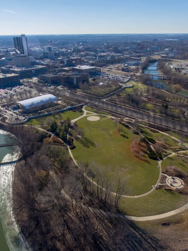 cropped-Headwaters-Park-in-Fort-Wayne-Indiana.jpg