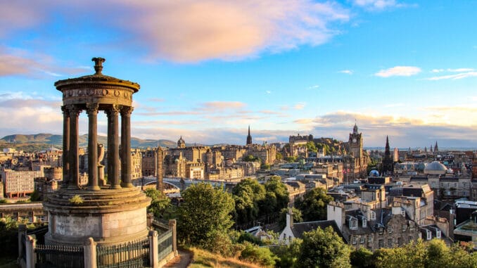 Why is Edinburgh The Capital Of Scotland?